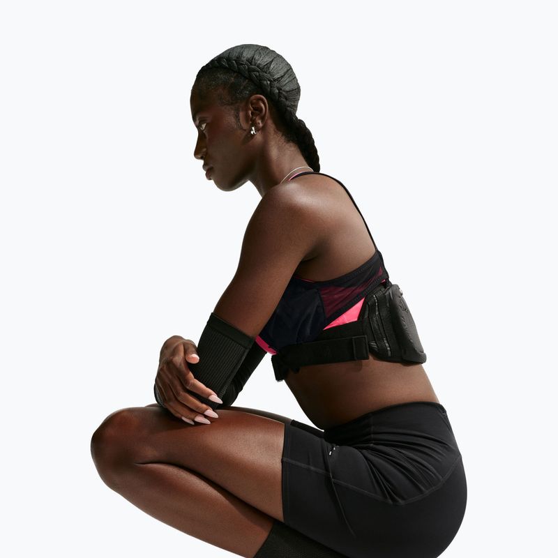 Moteriški bėgimo šortai Nike Swift black 6