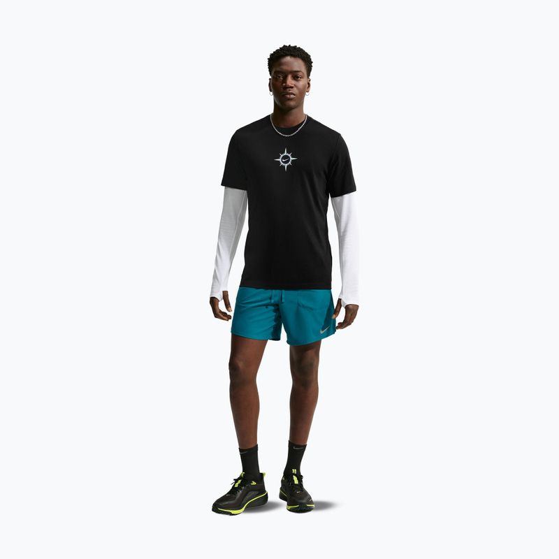 Vyriški bėgimo marškinėliai Nike Dri-Fit Graphic black/action grape 2