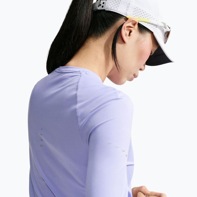 Moteriški bėgimo marškinėliai su ilgomis rankovėmis Nike Swift Dri-FIT UV LS purple pulse 6