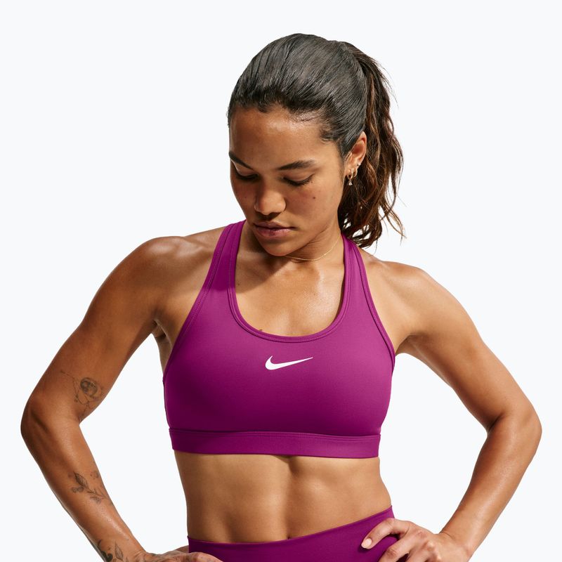 Sportinė liemenėlė moterims Nike Swoosh Medium Support true berry/white 4