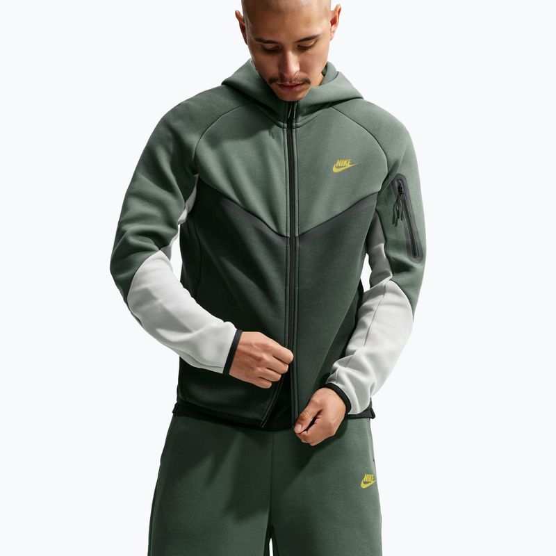 Vyriškas džemperis Nike Tech Windrunner Full Zip camo green/black spruce/chrome yellow 4