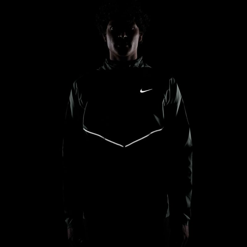 Vyriška bėgimo striukė Nike Miler Repel UV camo green/camo green 7