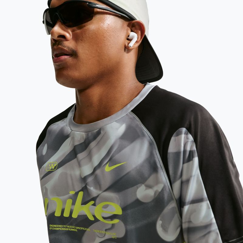 Vyriški bėgimo marškinėliai Nike Dri-FIT Printed SS smoke grey/black/light lemon twist 6