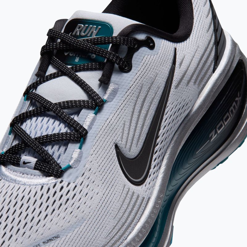 Vyriški bėgimo batai Nike Vomero 18 football grey/metallic cool grey/black 5