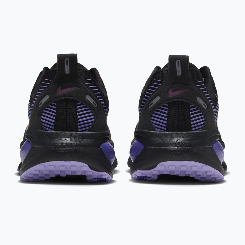 Moteriški bėgimo batai Nike Vomero 18 black/persian violet/metallic silver 2