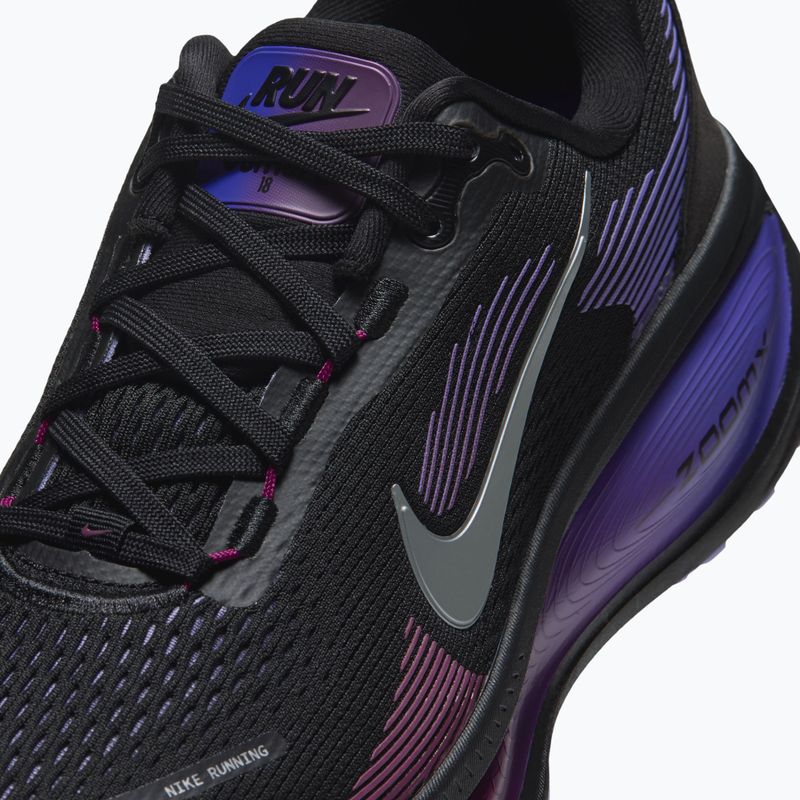 Moteriški bėgimo batai Nike Vomero 18 black/persian violet/metallic silver 5