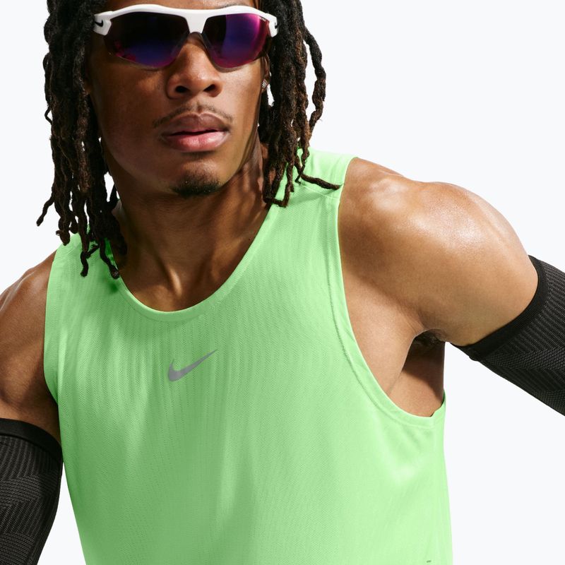 Vyriški bėgimo marškinėliai Nike Stride volt/light silver 5