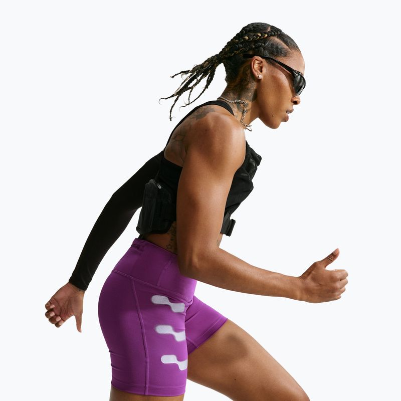 Moteriški bėgimo šortai Nike Tempo Flash bold berry 6