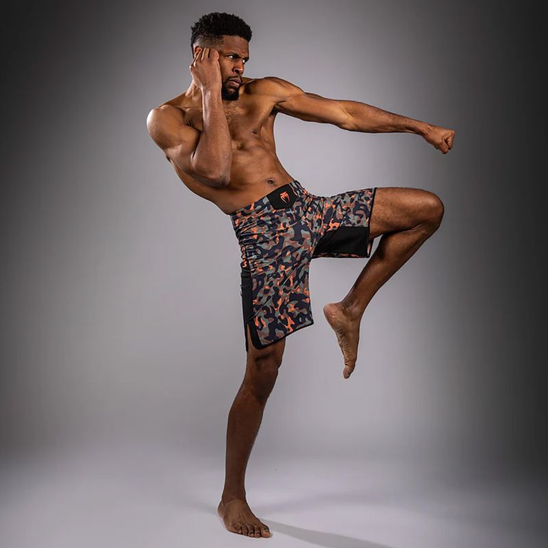 Vyriški treniruočių šortai Venum Jungle Ops canyon camo 2