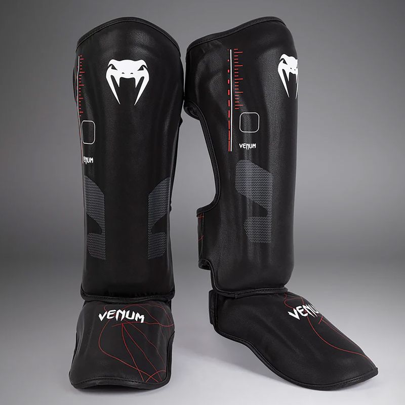 Moteriškos blauzdų ir pėdų apsaugos Venum Tactical XT Shinguards black/fire red 2