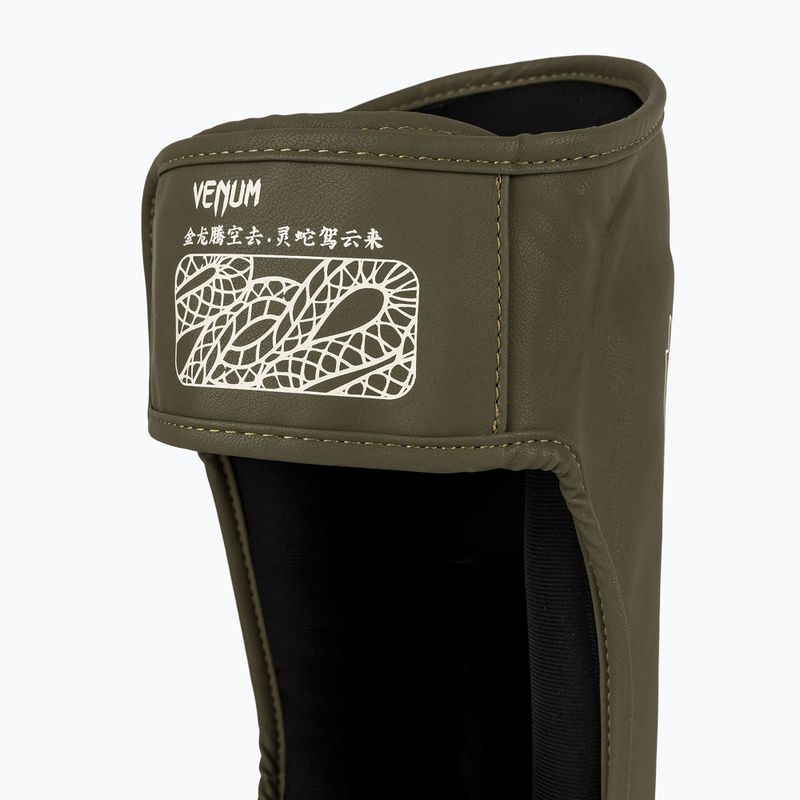 Blauzdų ir pėdų apsaugos Venum Serpenti khaki/bronze/ivory 4
