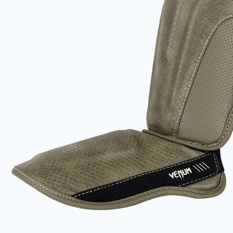 Blauzdų ir pėdų apsaugos Venum Impact Evo Scales Shinguards army green 6