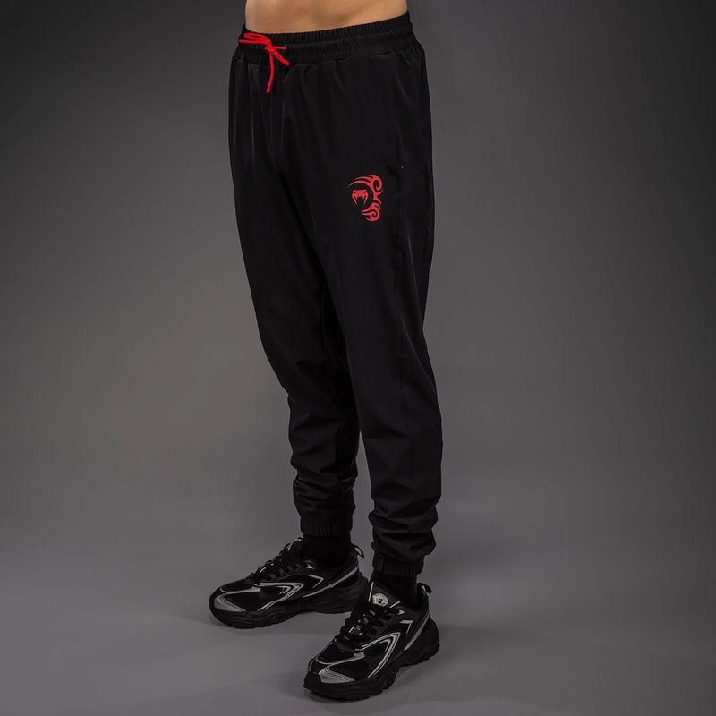 Vyriškos treniruočių kelnės Venum x Mike Tyson Tiger Joggers deep black/intense red 3