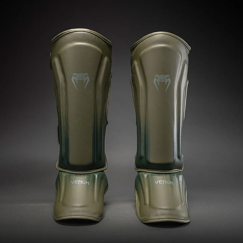 Blauzdų ir pėdų apsaugos Venum Stealth Shin khaki/dark green 2