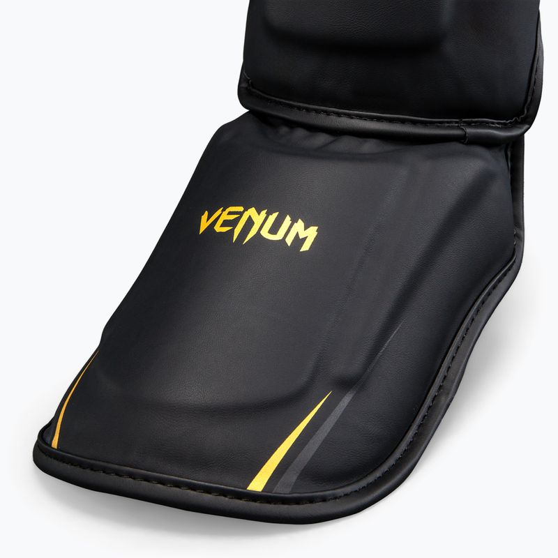 Kulkšnies ir blauzdų apsaugos Venum G-Core Shin black/gold 4