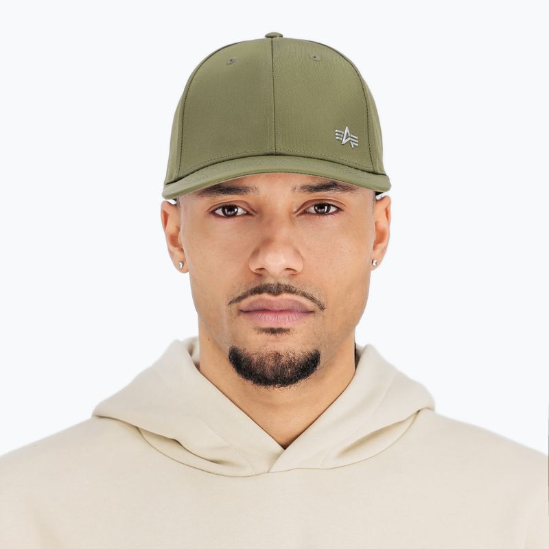 Vyriška kepuraitė su snapeliu Alpha Industries Metal Label dark olive 3