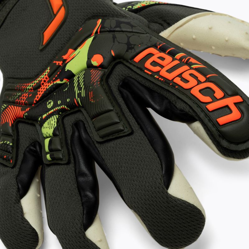 Reusch Attrakt Speedbump vartininko pirštinės žalios 5370039-5556 3