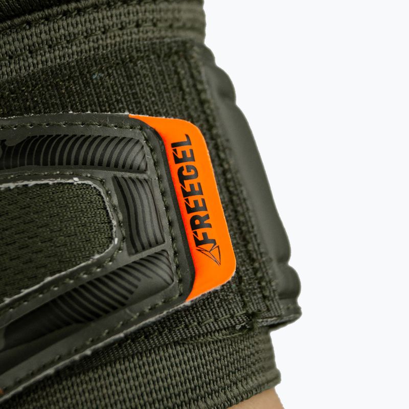 Reusch Attrakt Freegel Silver Junior vartininko pirštinės juodai žalios 5372035-5555 10