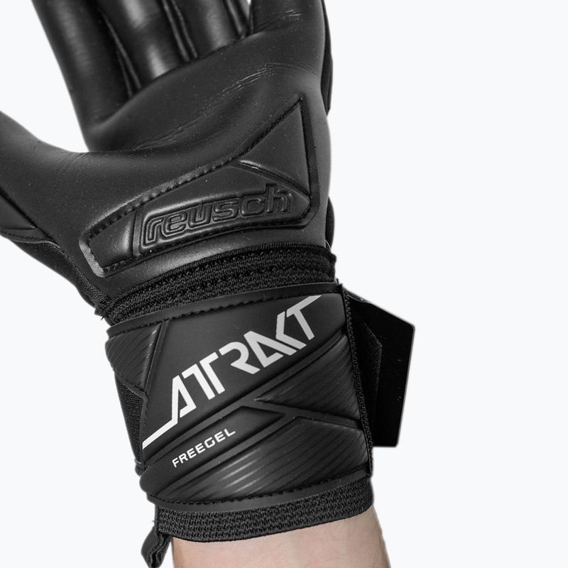 Vartininko pirštinės Reusch Attrakt Freegel Infinity black 7