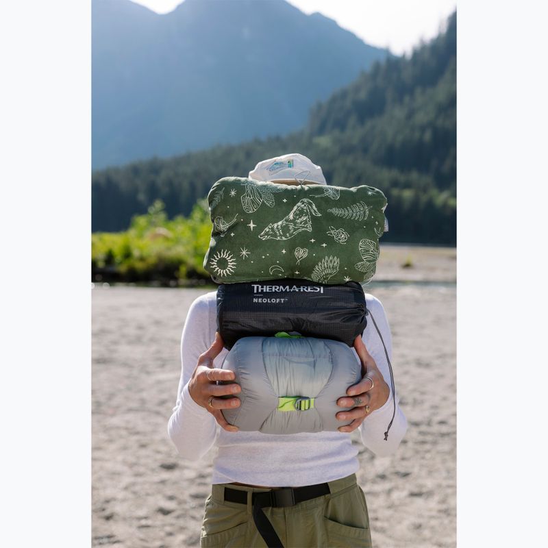 Kelioninė pagalvė Therm-a-Rest Compressible Cinch R woodland 4