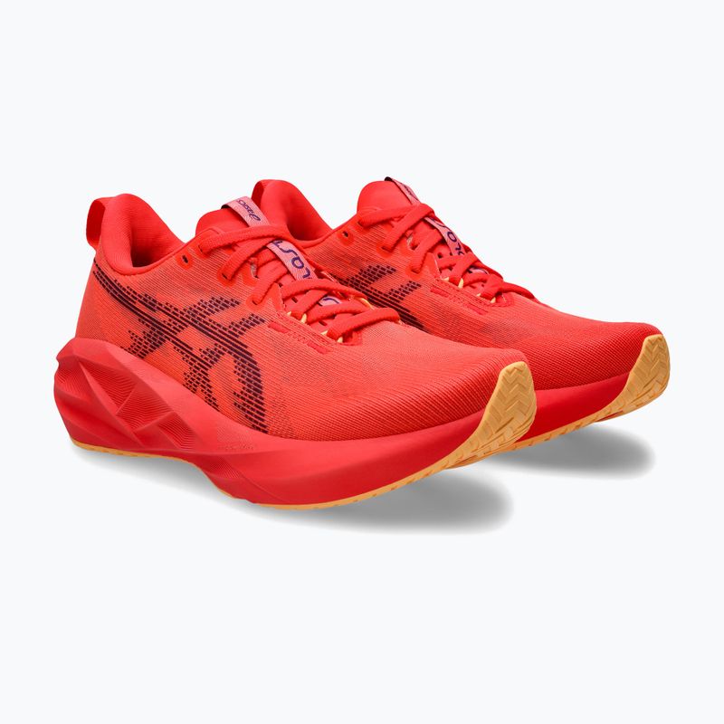 Moteriški bėgimo batai ASICS Novablast 5 flash red/edo purple 3