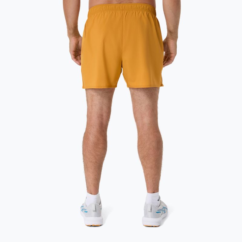 Vyriški bėgimo šortai ASICS Core 5IN sandstorm 3