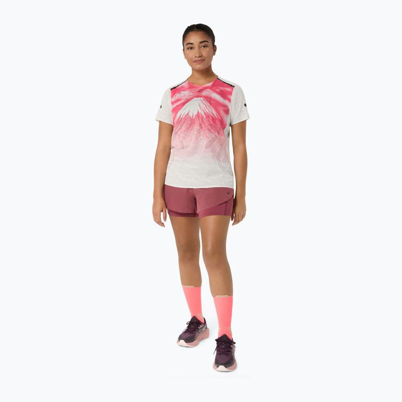 Moteriški bėgimo šortai ASICS Fujitrail Elite brisket red 2