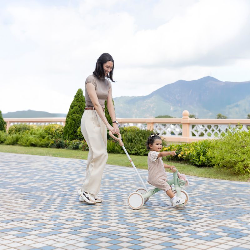 Balansinis triratukas su stūmimo rankena Globber Learning Trike 2w1 Plus Ecologic pistachio 15
