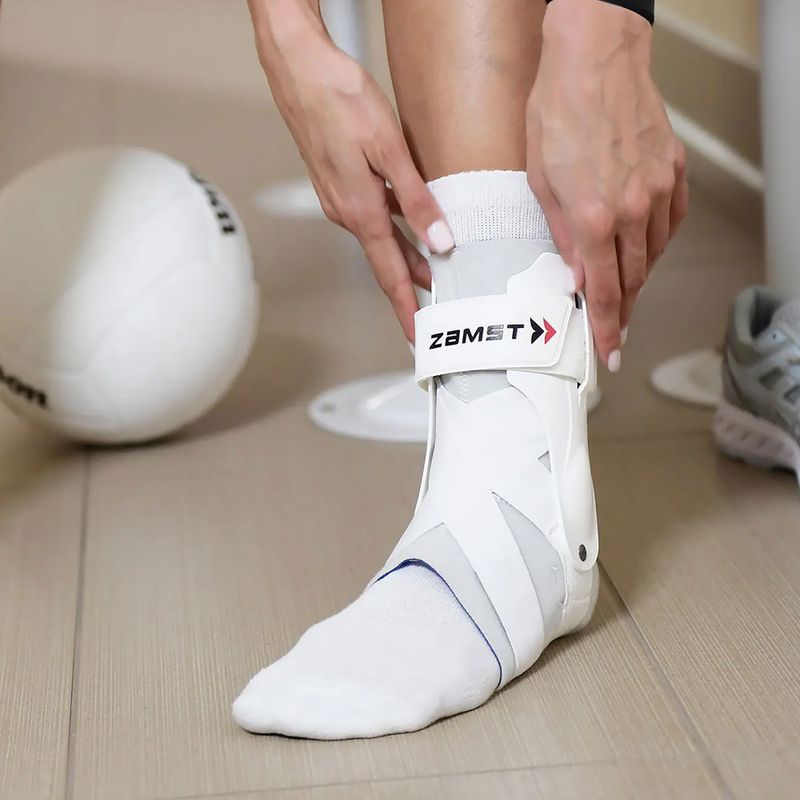 Dešiniosios kulkšnies stabilizatorius Zamst A2-DX Ankle Right juodas 2