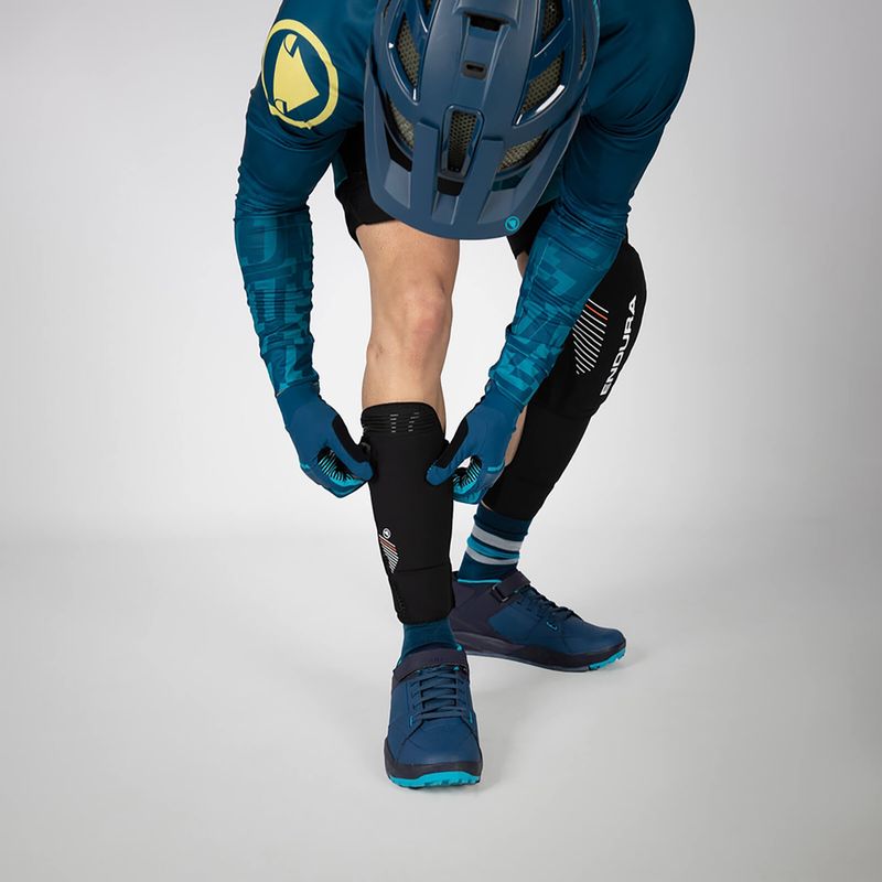 Endura MT500 D3O Shinguard black dviračių apsaugai 2