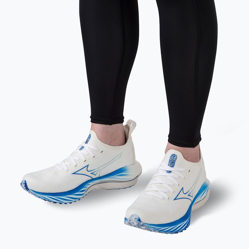 Moteriški bėgimo batai Mizuno Wave Neo Wind white/silver/peace blue 16
