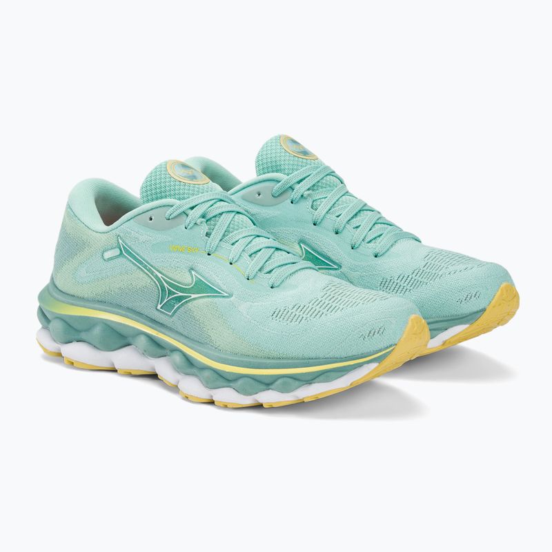 Moteriški bėgimo bateliai Mizuno Wave Sky 7 eggshell blue/white/sunshine 5