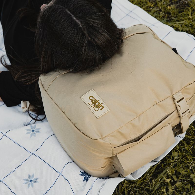 Turistinė kuprinė CabinZero Classic Tech 28 l shell white 18