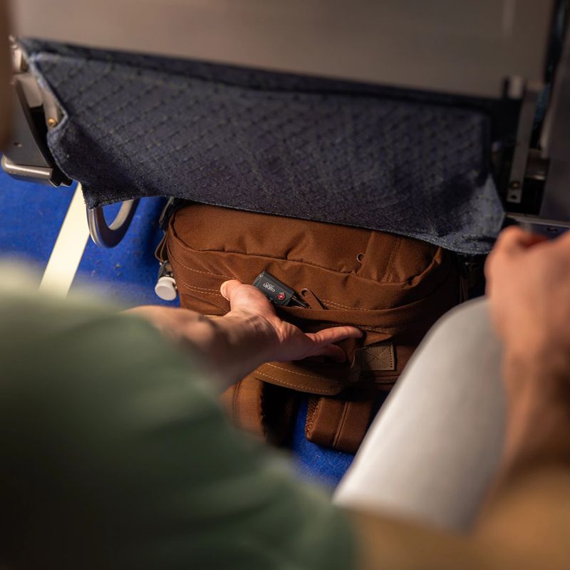 Turistinė kuprinė CabinZero Classic Tech 28 l redwood 16