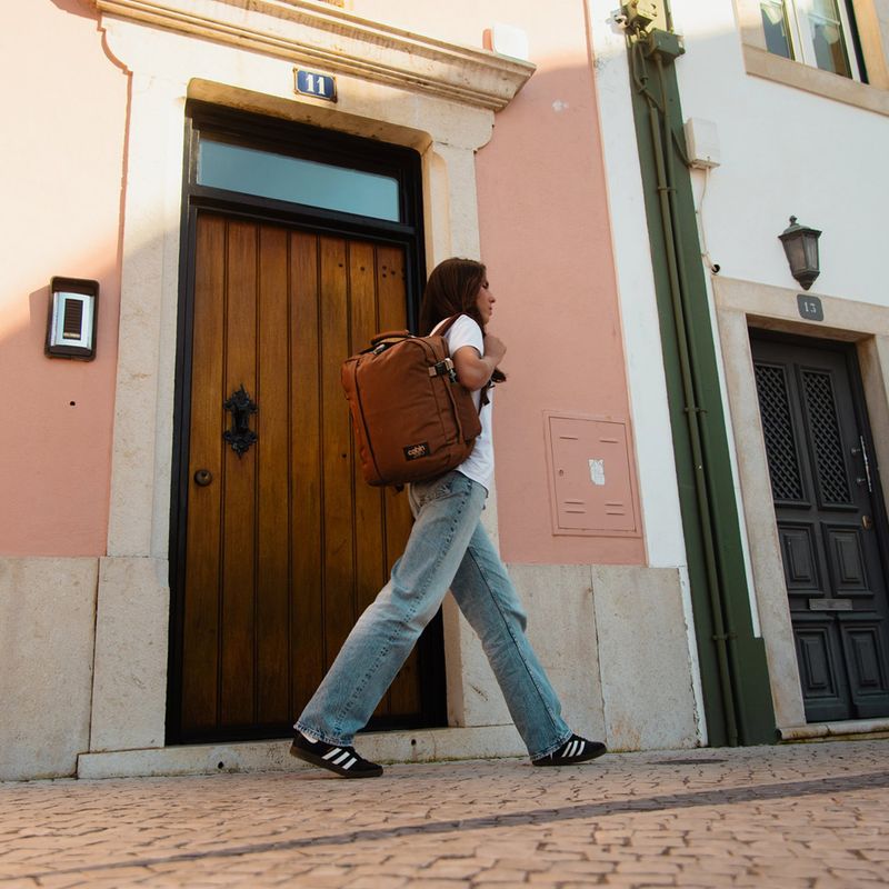 Turistinė kuprinė CabinZero Classic Tech 28 l redwood 17