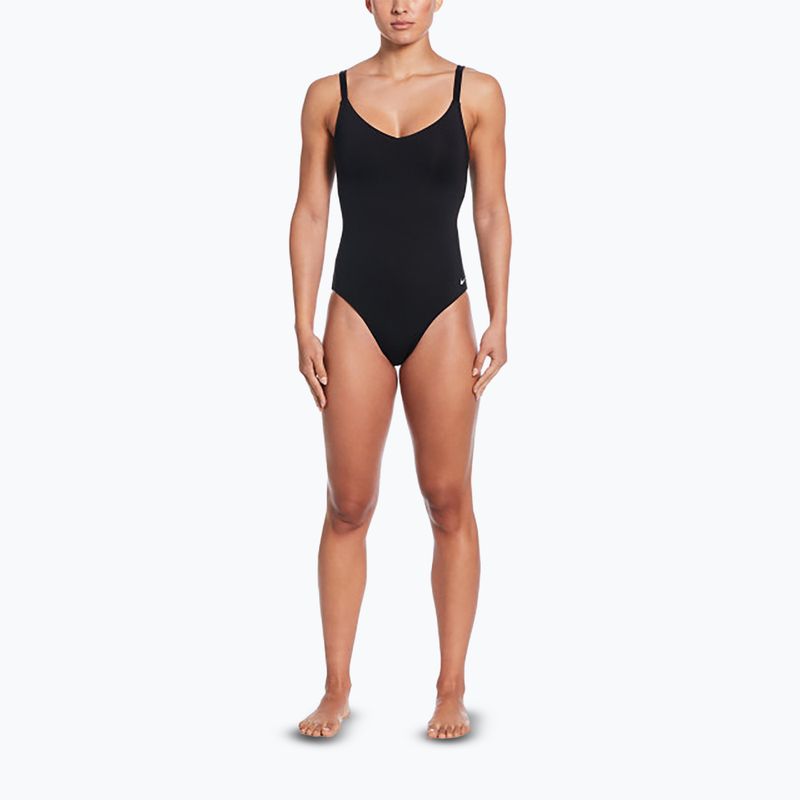 Vientisas moteriškas plaukimo kostiumas Nike Essential V-Neck black 2