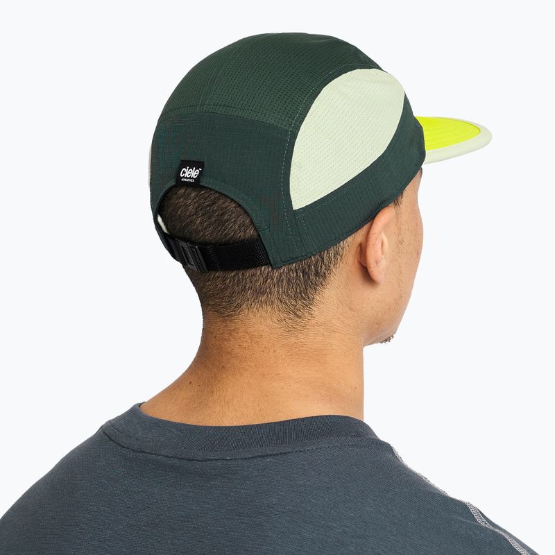 Kepurė su snapeliu Ciele Athletics GOCap Field Iconic Bar spruce/light moss 6