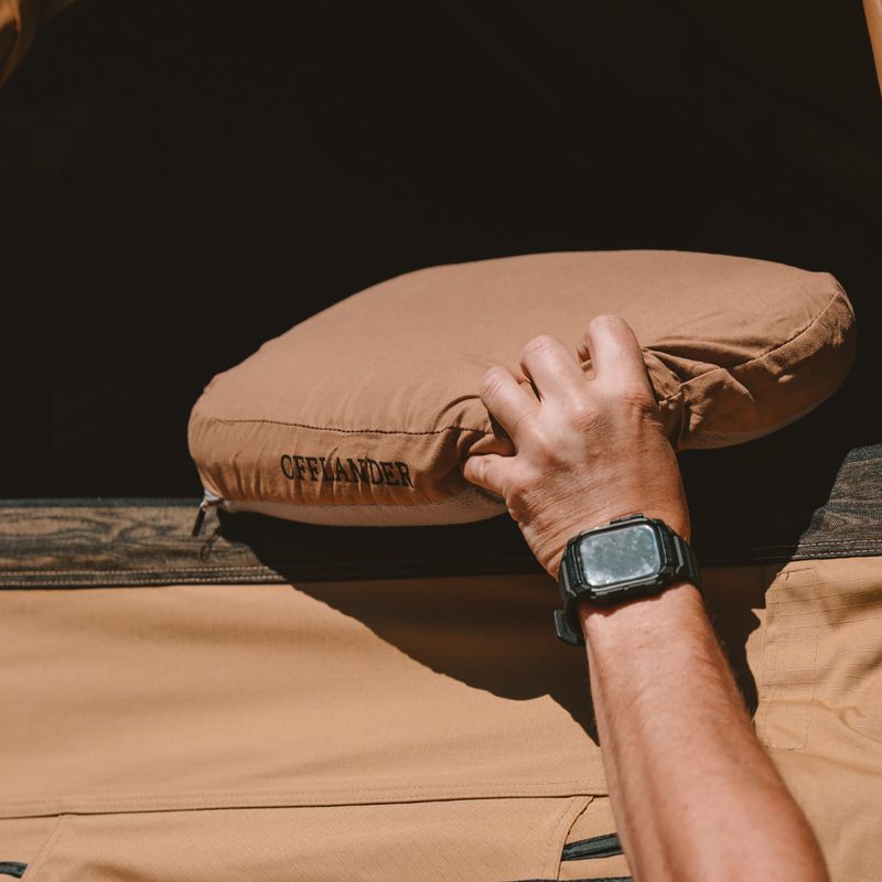 Turistinė pagalvėlė OFFLANDER Pillow sand 4