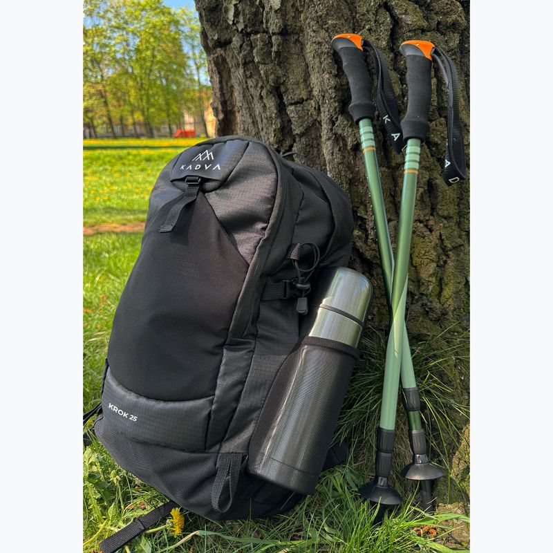 Miesto kuprinė KADVA Krok 25 l juoda