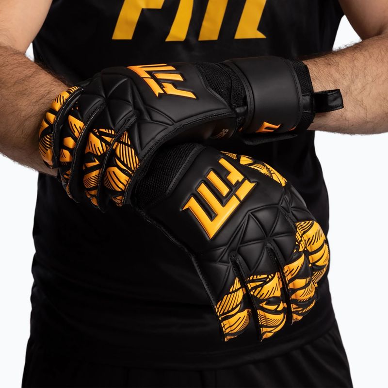 Vartininko pirštinės Football Masters Invictus X Training black/orange 6