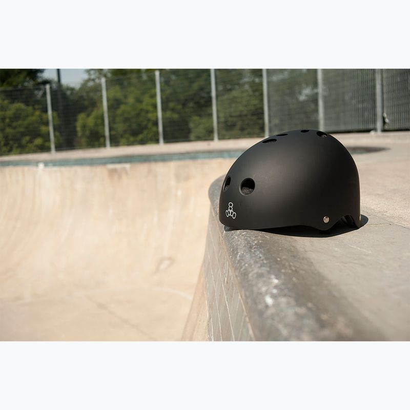 Šalmas Triple Eight The Certified Sweatsaver black matte 4