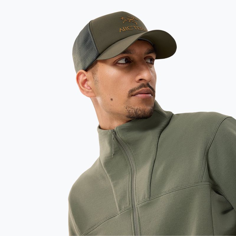 Kepuraitė su snapeliu Arc'teryx Bird Word Trucker Curved tatsu/forage/yukon 3