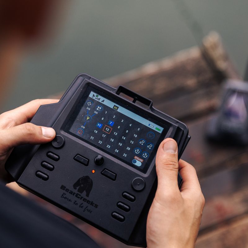 BearCreeks iPilot40 masalų valtis su GPS autopiloto sistema + echolotas BC202 camou IPILOT40.CAMOU 7