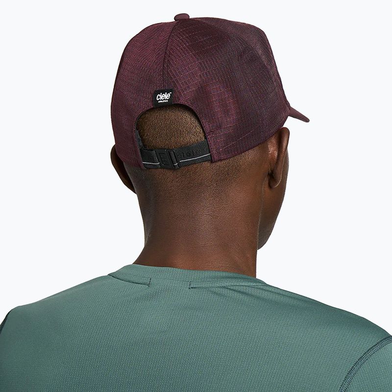Kepuraitė su snapeliu Ciele Athletics TRLCap SC Comp Onehundred dark wine red 5