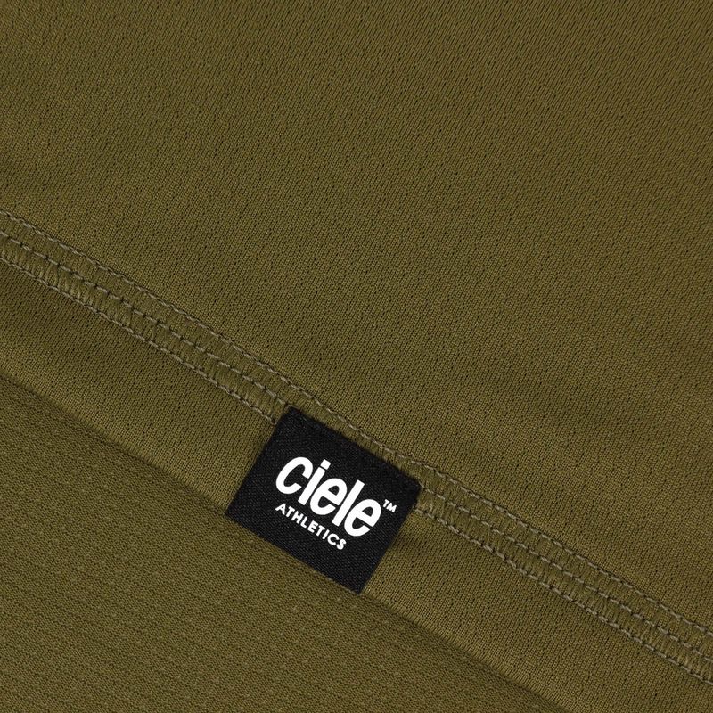 Kaminas Ciele Athletics FSTCollar terrain 2