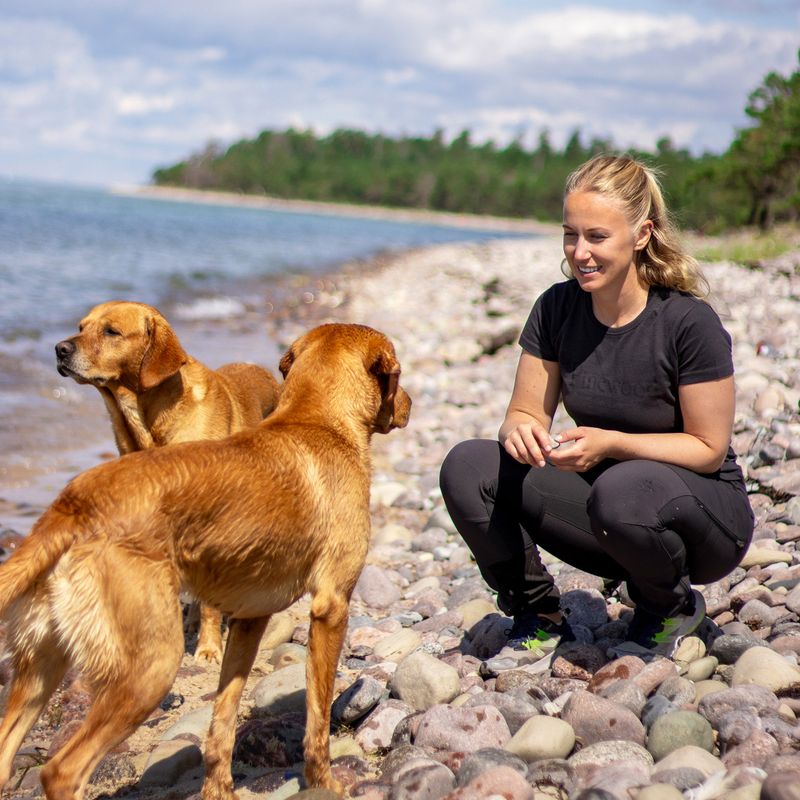 "Pinewood Outdoor Life" moteriški marškinėliai tamsiai antracitiniai 4