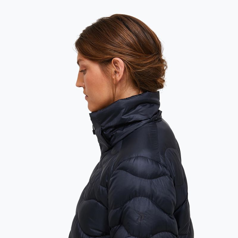Moteriškas pūstas paltas Peak Performance Helium Down Coat black 3