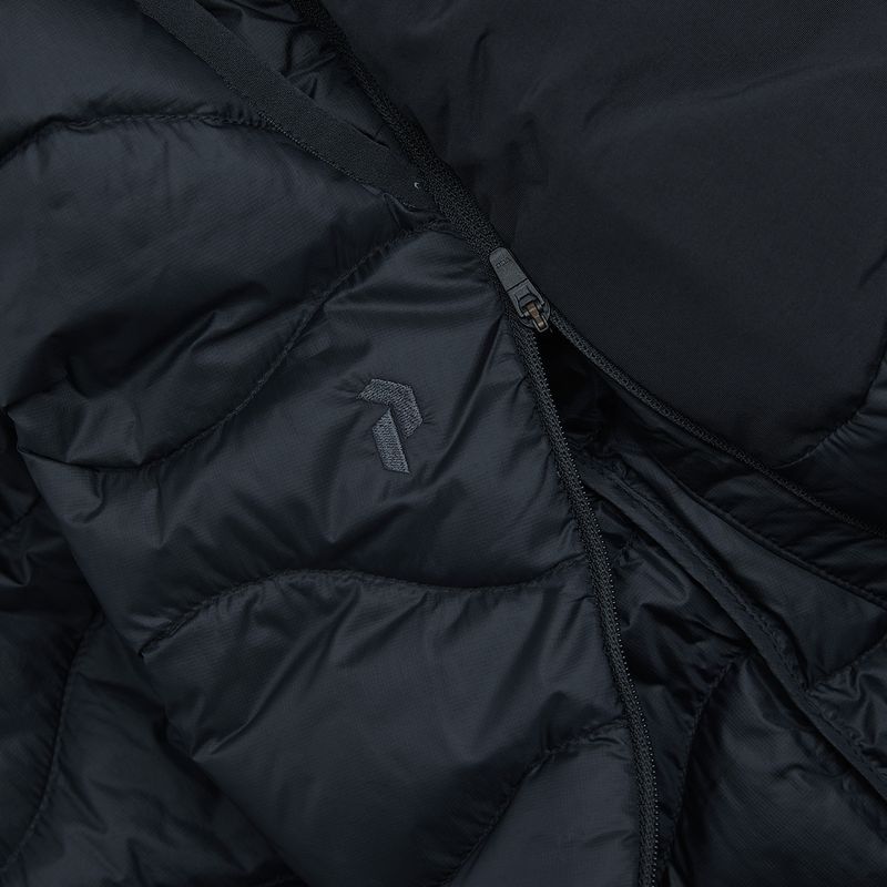 Moteriški pūsti šortai Peak Performance Helium Down black 4