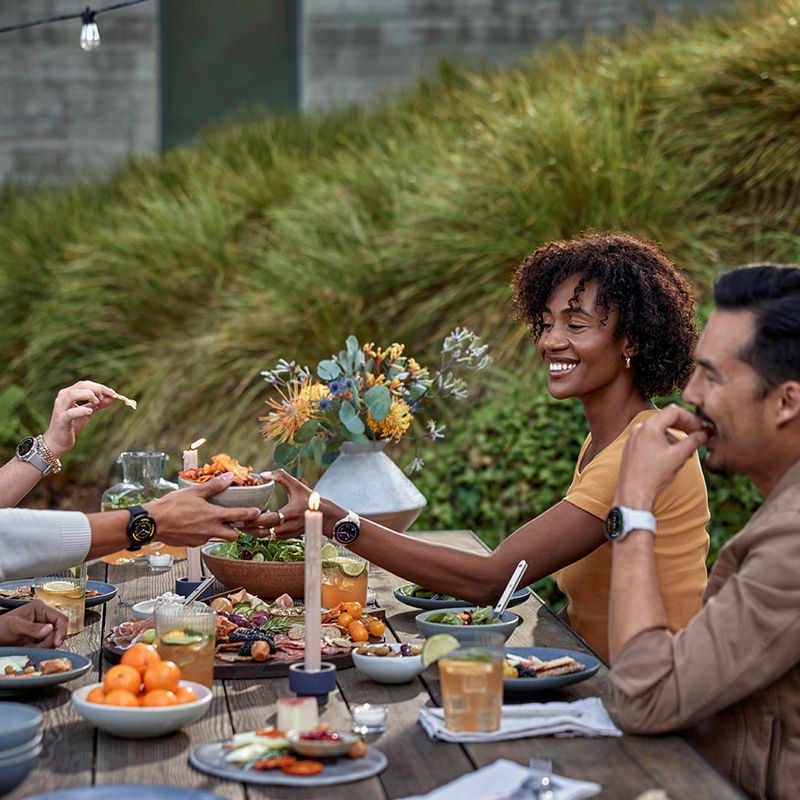 Laikrodis Garmin Venu 3S Soft Gold/French Gray 11