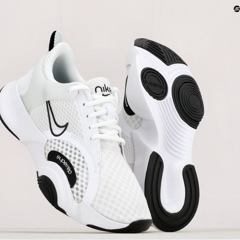 Nike Superrep Go 2 moterų treniruočių bateliai balti CZ0612-100 9